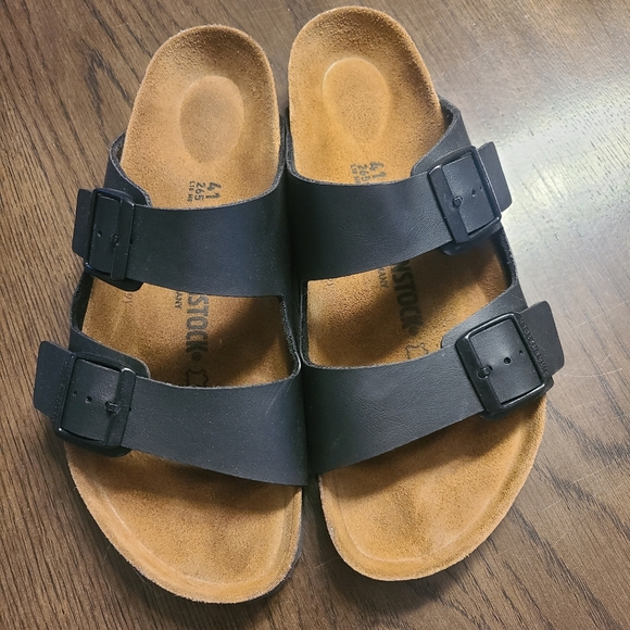Birkenstock Shoes - Birkenstock Arizona Black